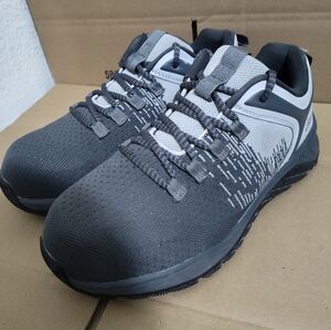 Thorogood 9.5 woman's wide steel toe shoes